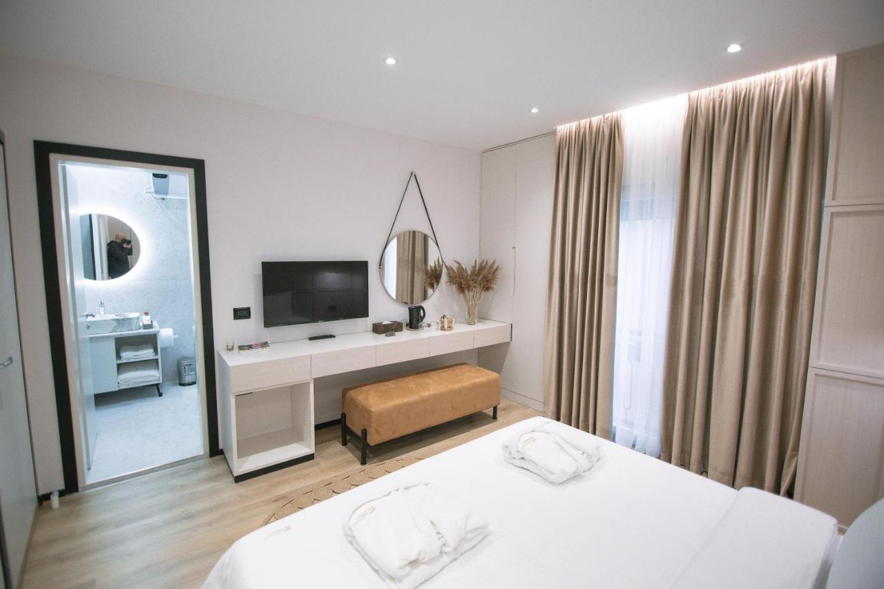 Boulevard Boutique Aparthotel คอร์เชอ ภายนอก รูปภาพ