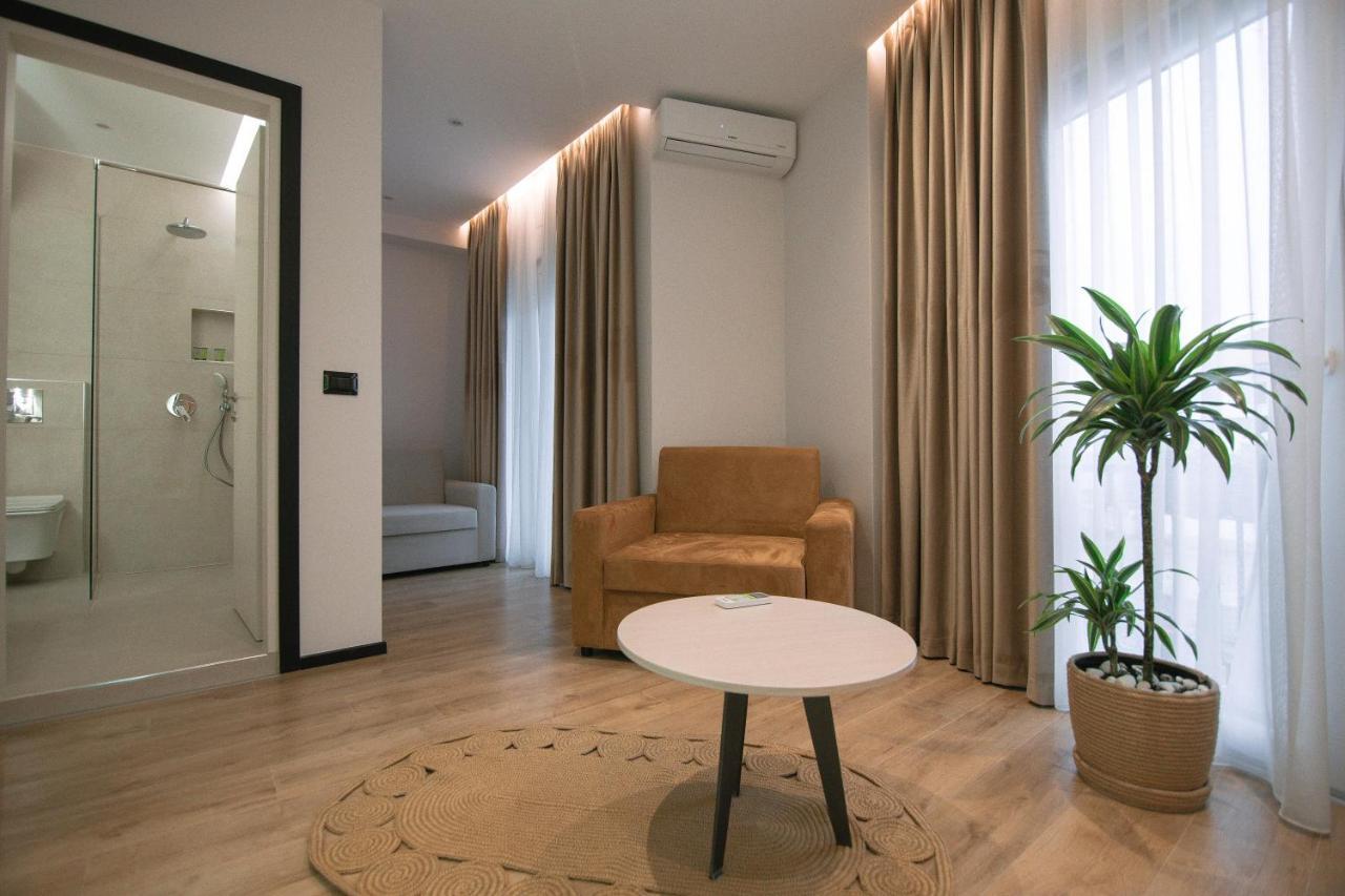 Boulevard Boutique Aparthotel คอร์เชอ ภายนอก รูปภาพ
