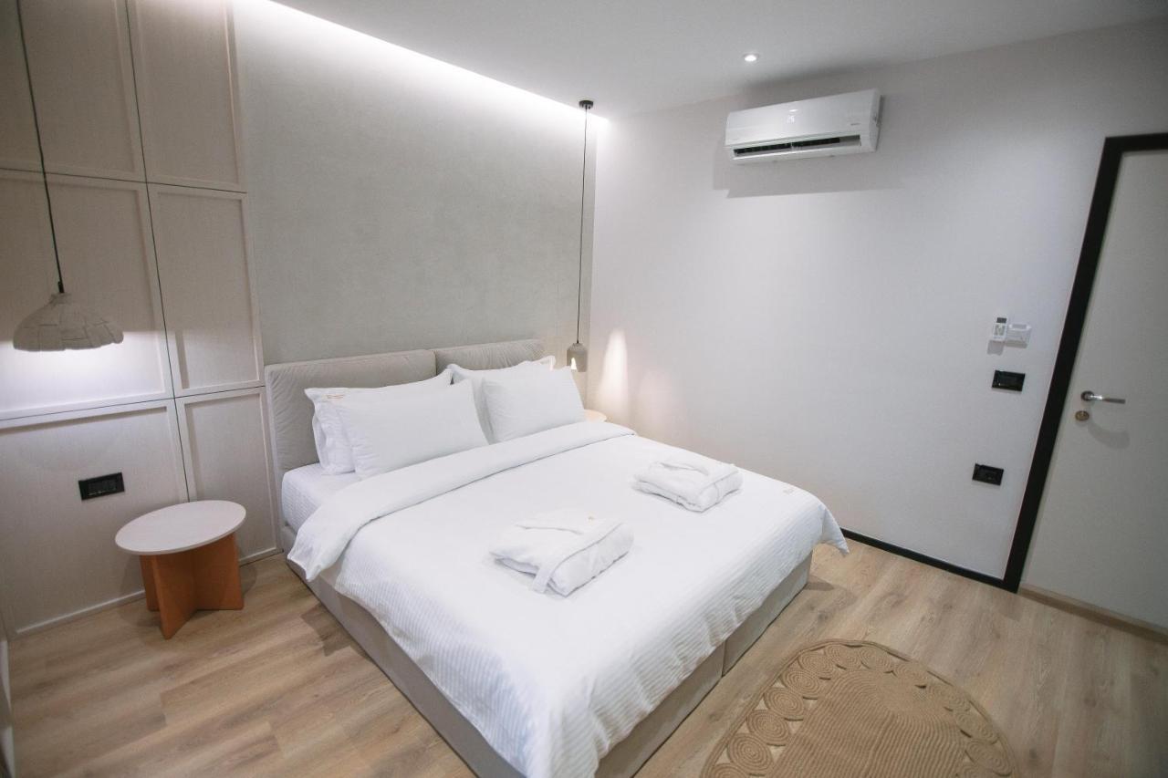 Boulevard Boutique Aparthotel คอร์เชอ ภายนอก รูปภาพ