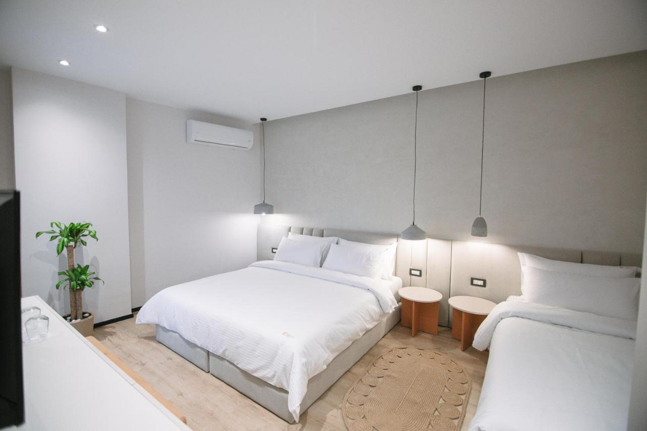 Boulevard Boutique Aparthotel คอร์เชอ ภายนอก รูปภาพ