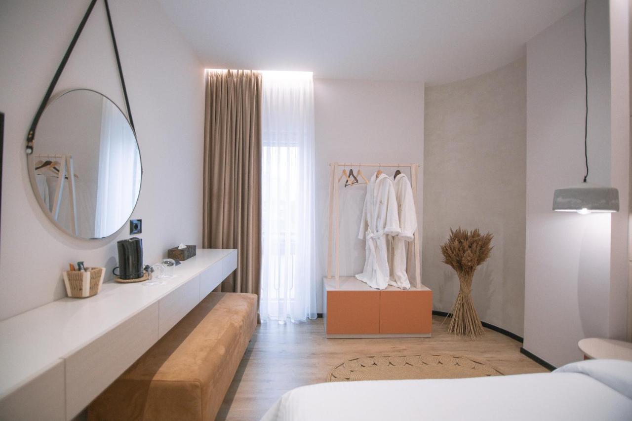Boulevard Boutique Aparthotel คอร์เชอ ภายนอก รูปภาพ